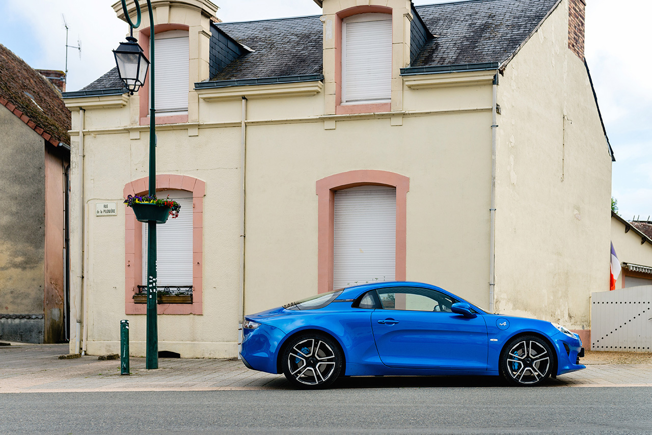 Alpine A110